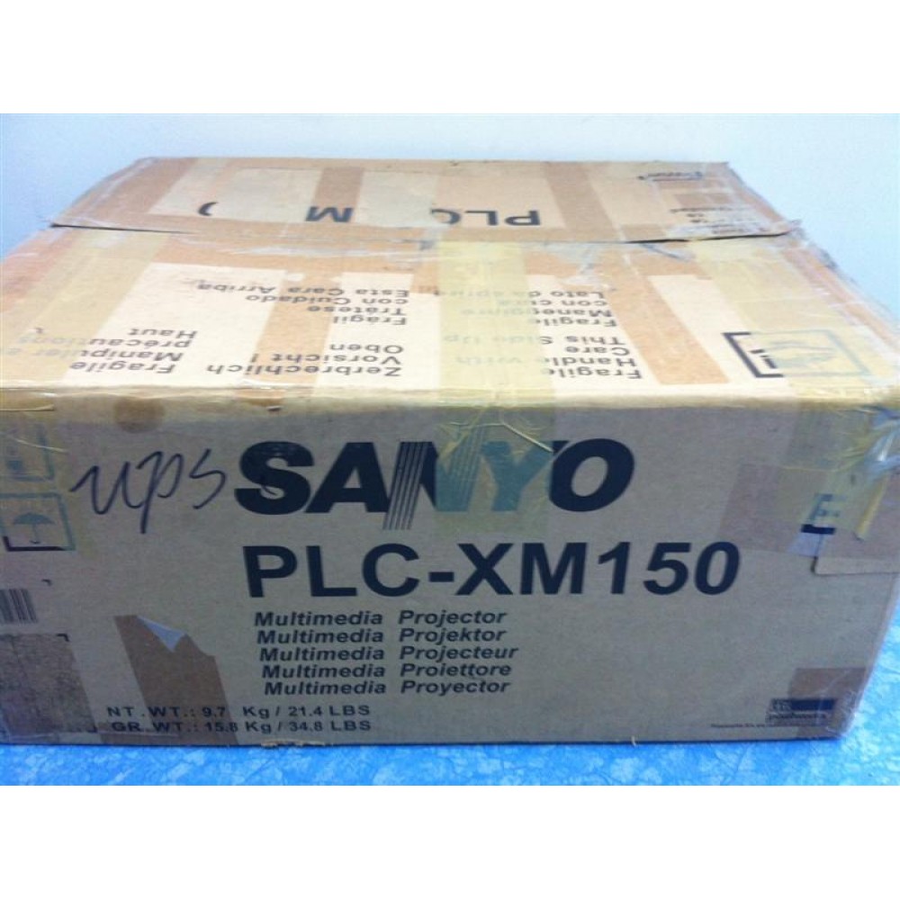 โปรเจคเตอร์ SANYO XM-150 มือสอง ใช้ 80 ชม. 6000 lumen XGA
